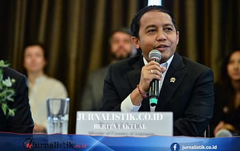 Upaya Putus Rantai Konflik, Menhut Serahkan SK Hutan Adat Seluas 1.175 Hektare News 6 Juni 2026
