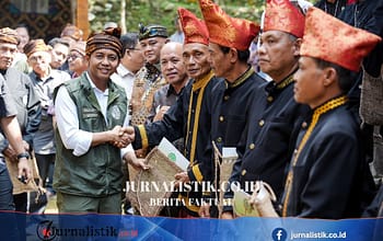 Serahkan SK Hutan Adat, Menhut: Upaya Putus Mata Rantai Konflik