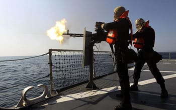 Baru Saja Perang Disebut Berakhir, Iran Akui Tembakkan Rudal ke Kapal Perang AS Global 5 Juni 2026